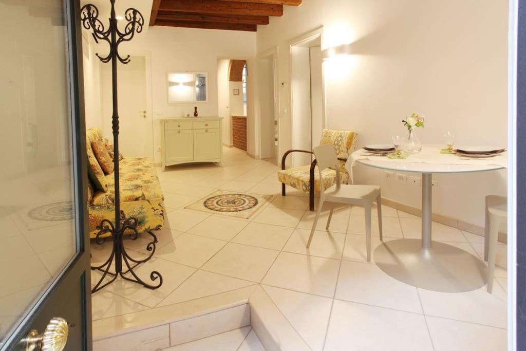 Ca' De L'anzolo Apartment *