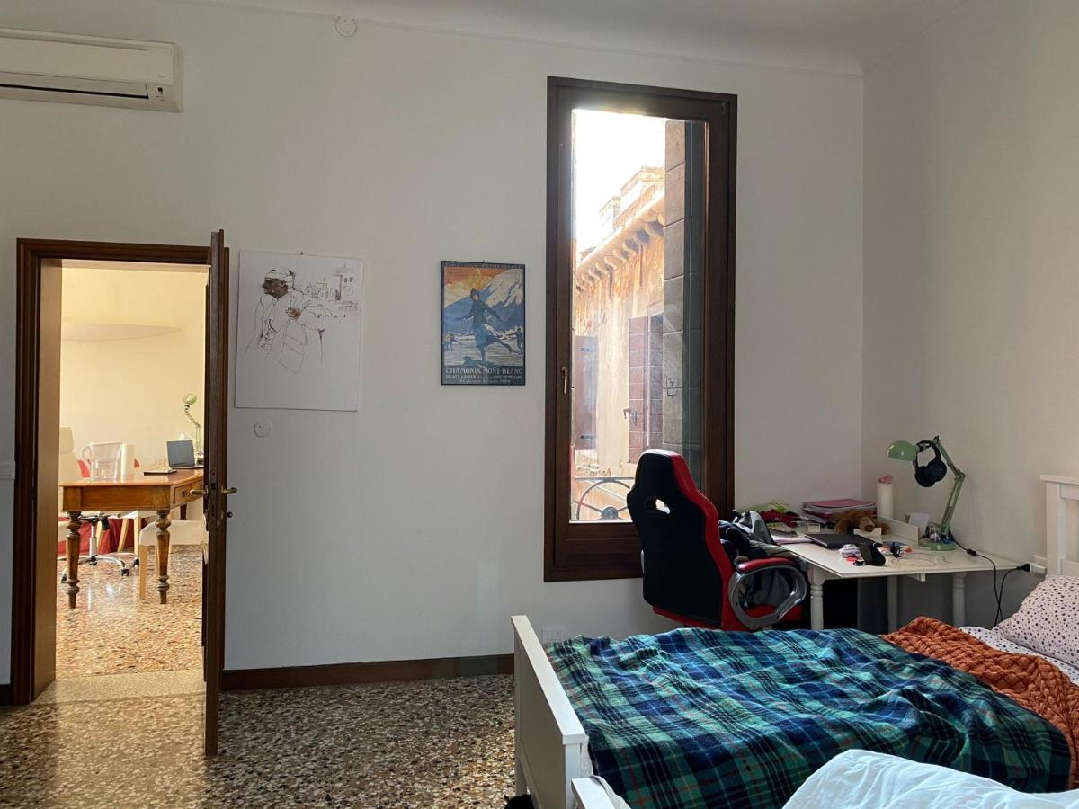 Apartment Al Centro Di 6 Posti Letto Venice