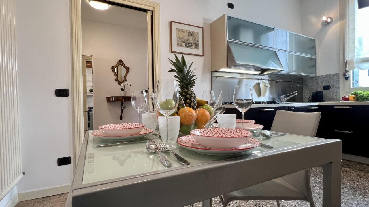 Appartement Vivaldi Canal View Venise
