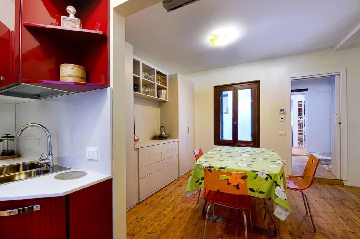 Accademia Appartement *