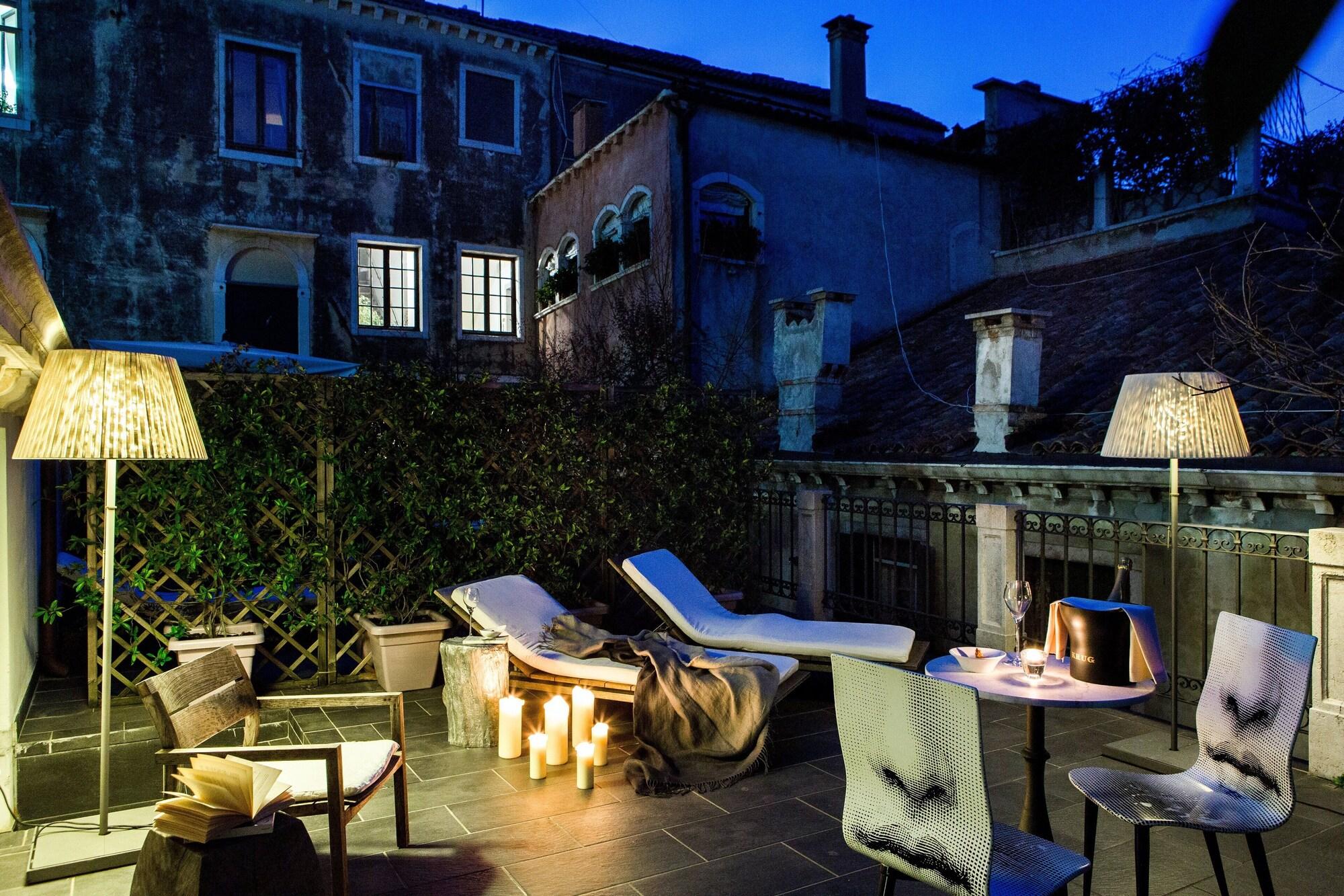 Palazzina Grassi 5* Venedig