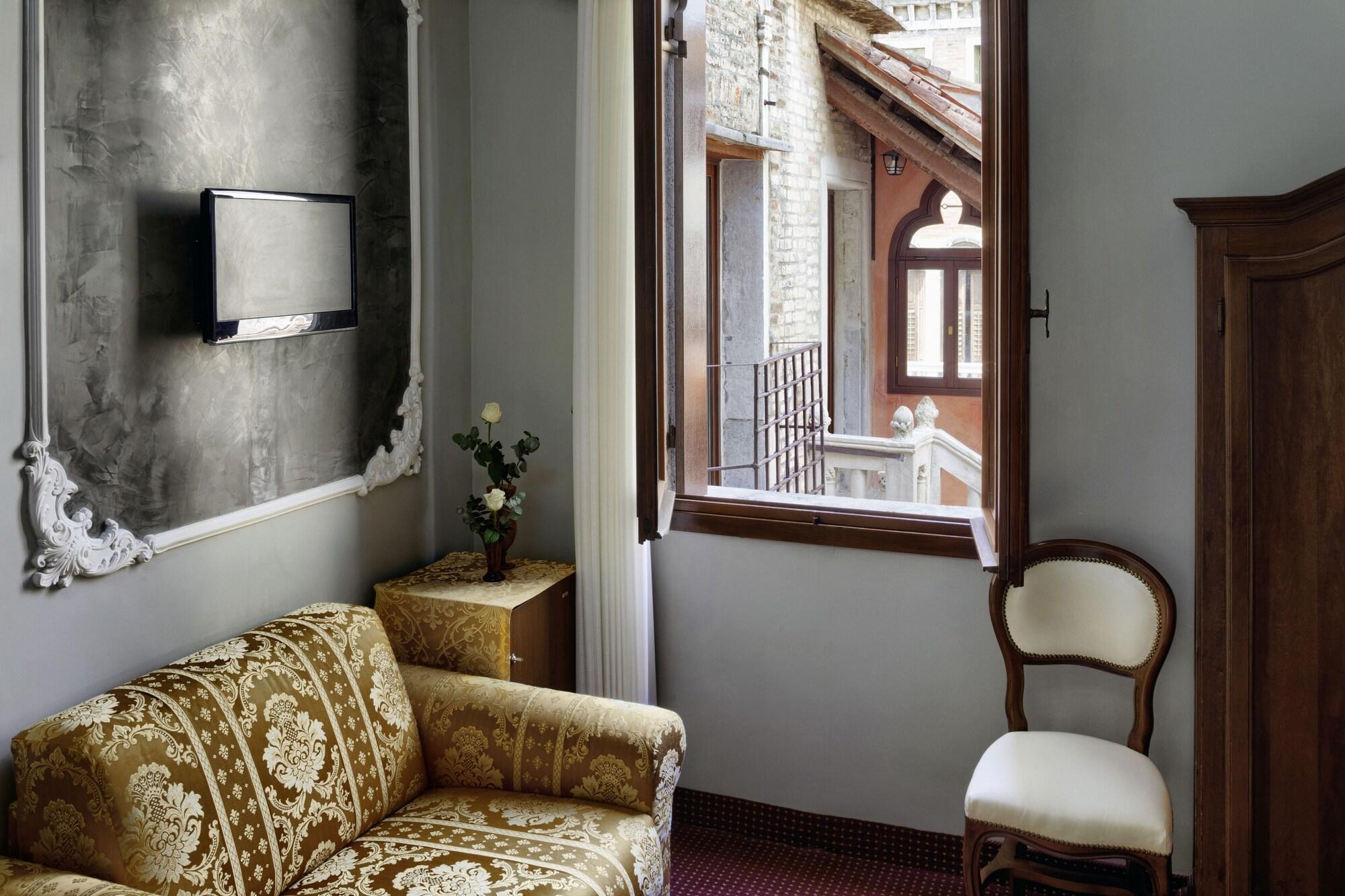 Pausania Hotel Venedig
