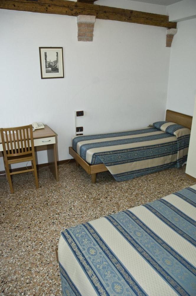 Casa Sant'andrea 2* Venedig