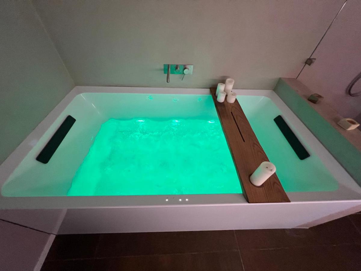 Luxury - Private Jacuzzi And Design Appartement Venetië