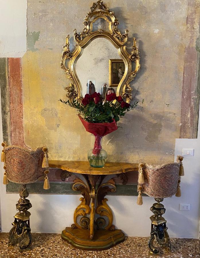 Dama Bianca Venise