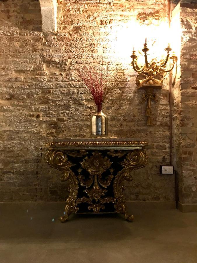 Dama Bianca Venise