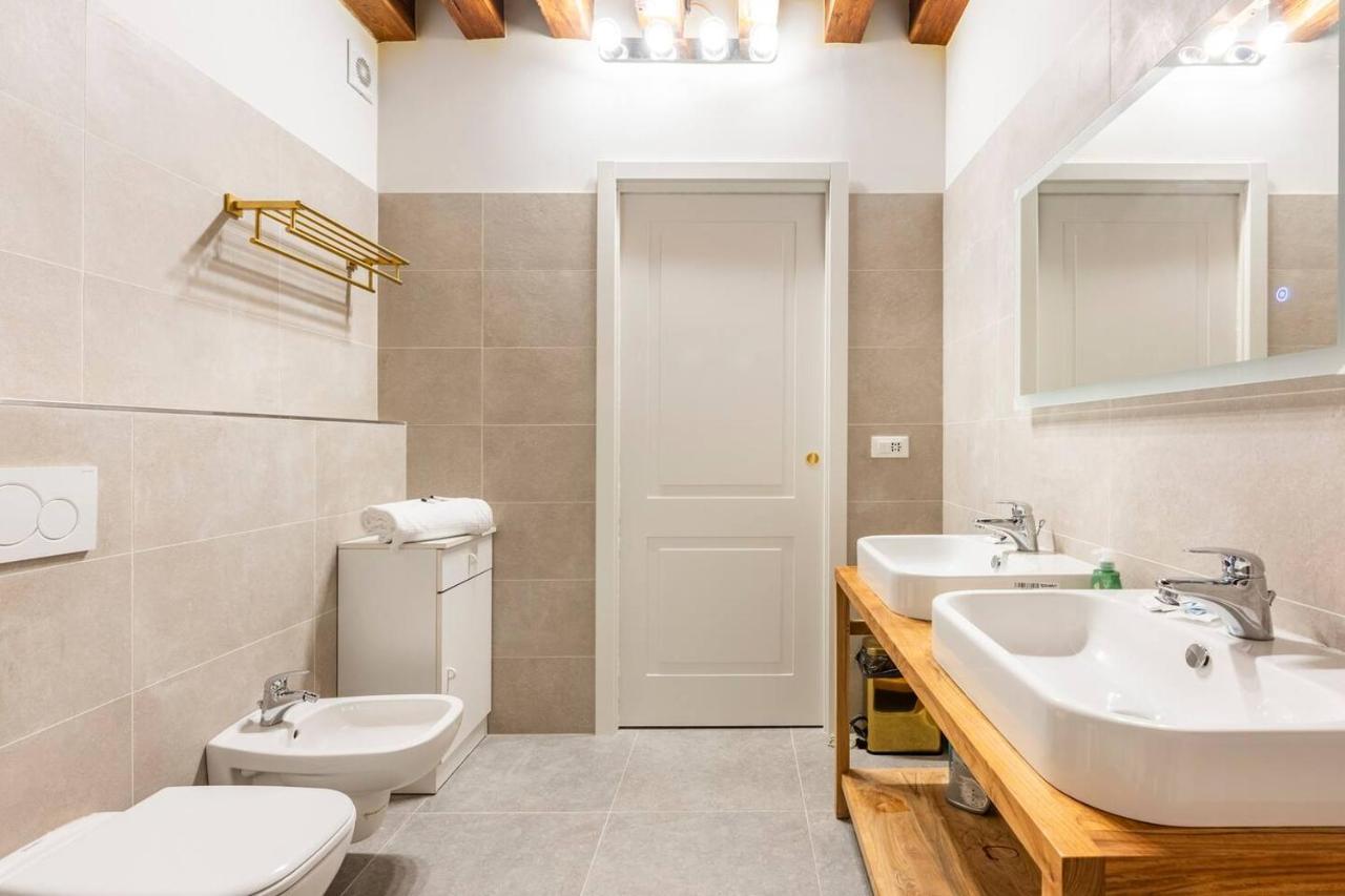 Luxury Suites Couette-café *