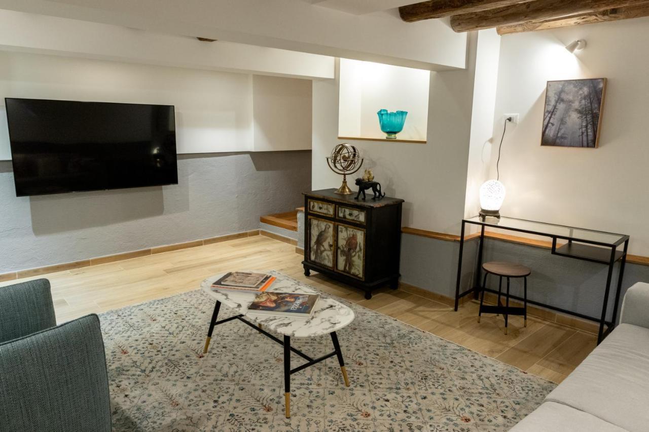 Vibes - Terrace In Apartment