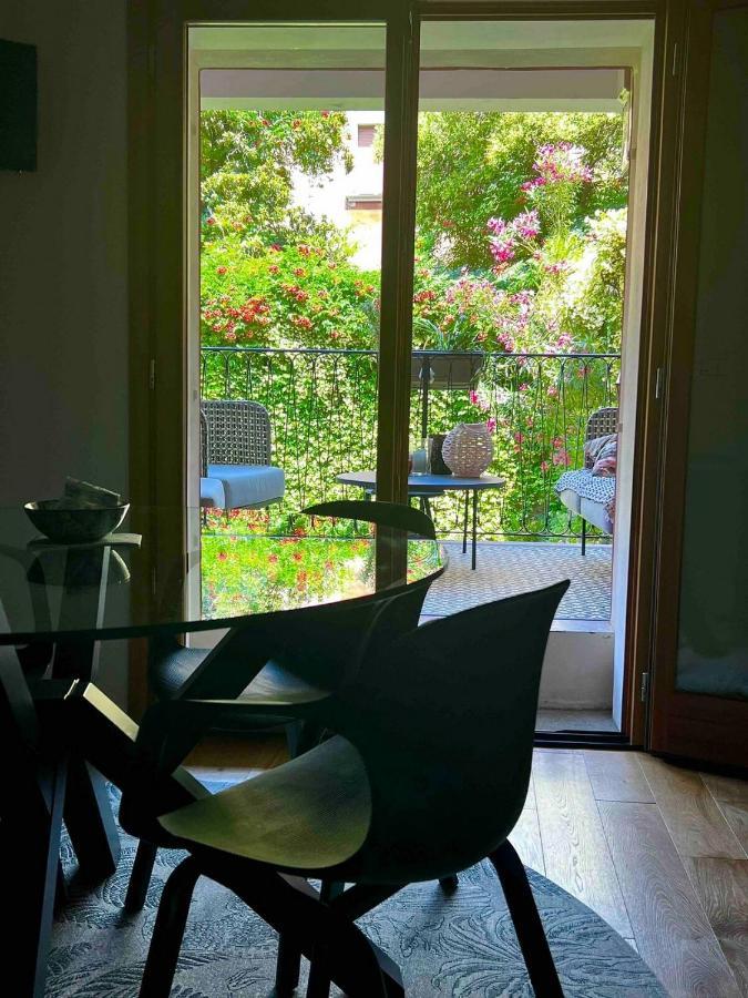 Vibes - Terrace In Apartment