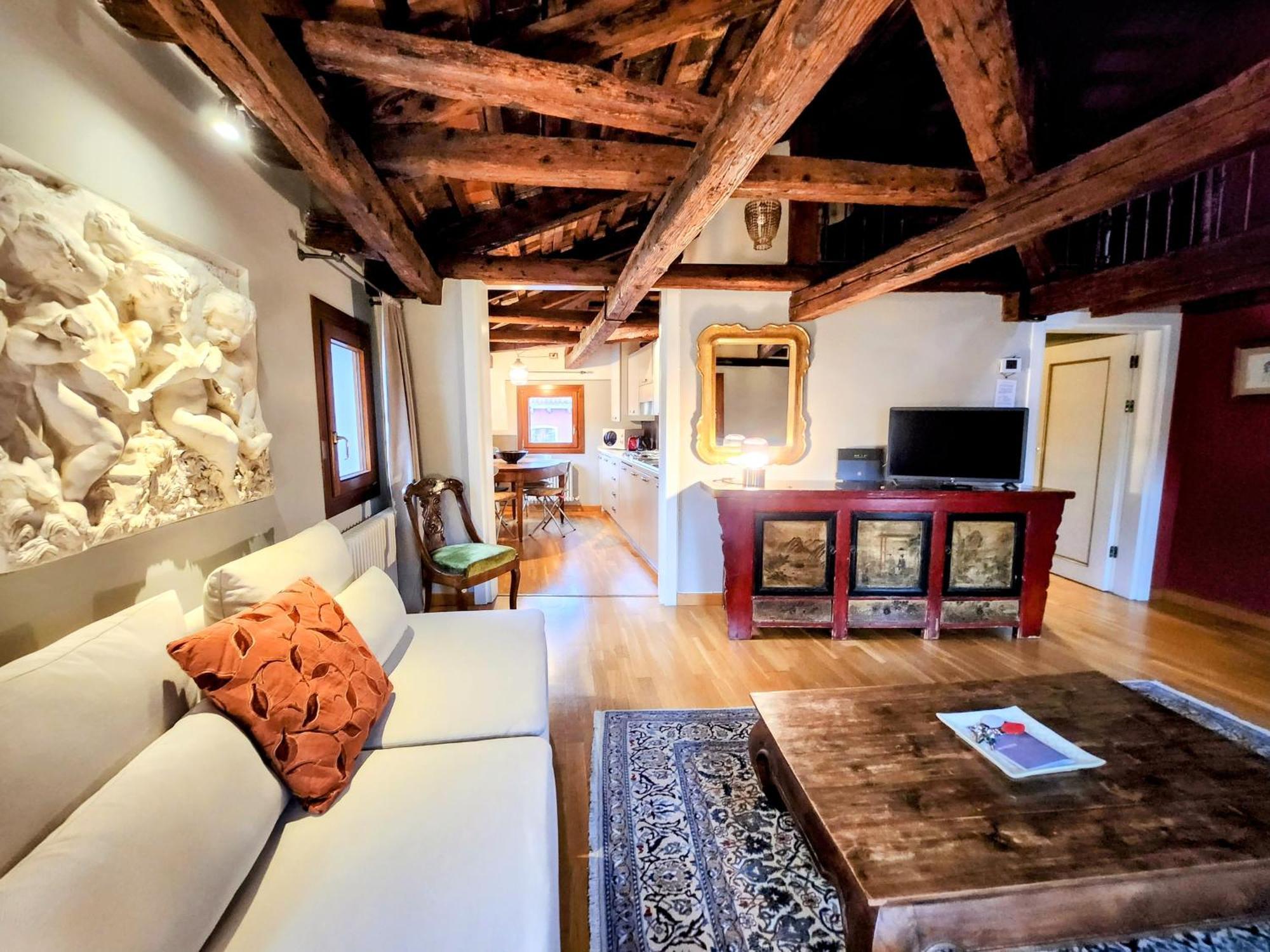 Appartamento Casanova Penthouse In The Heart Of