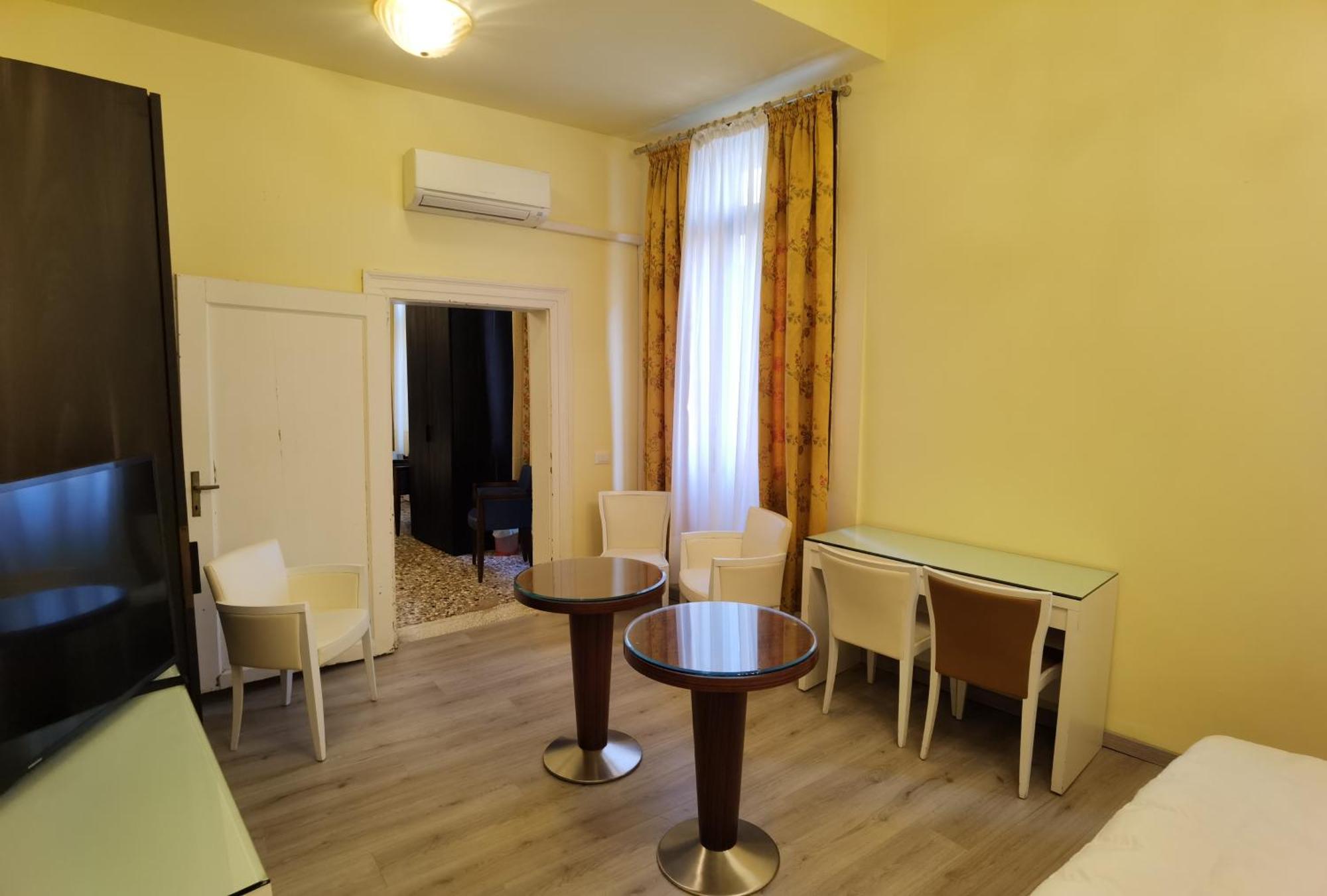 Palazzo Eugenia - Minelli Couette-café Venise