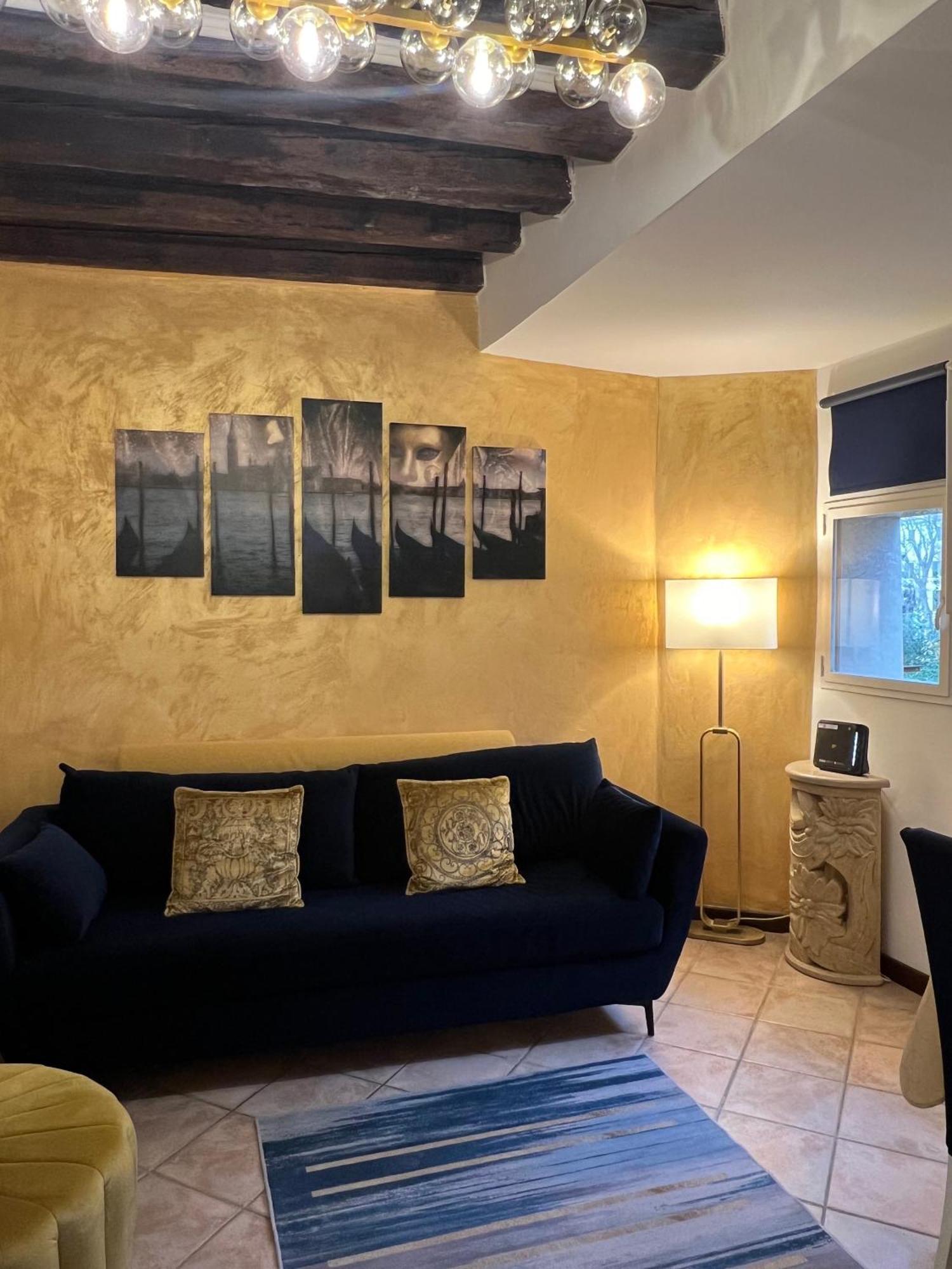 Ln Homes - Biennale Garden * Venedig