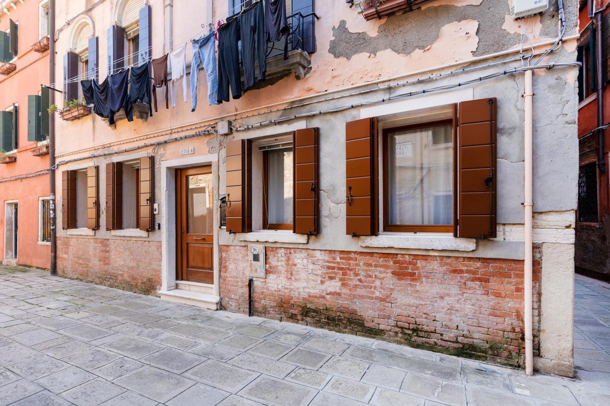 Elegante E Luminoso, Spazio Esterno Privato Apartment