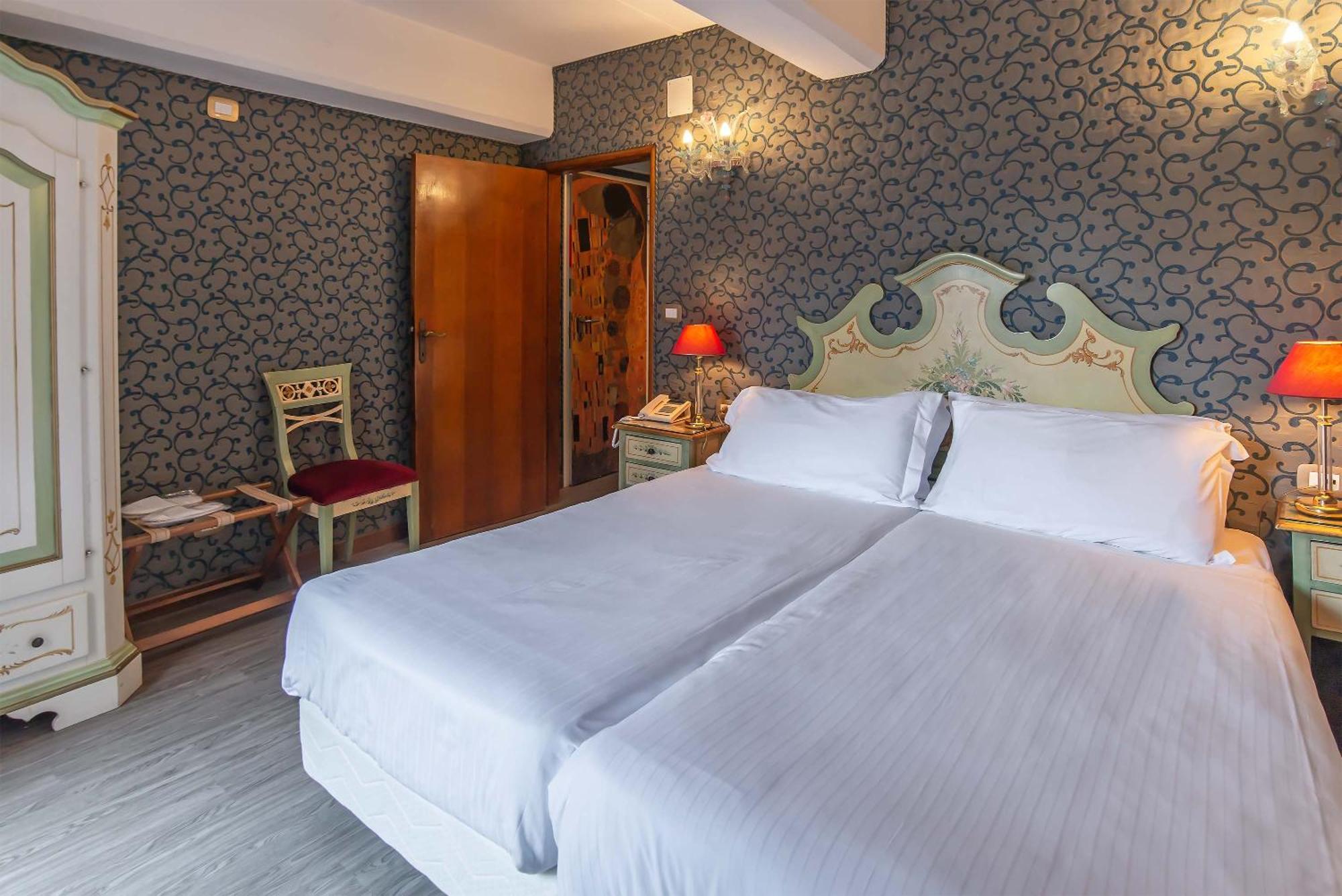 La Fenice Et Des Artistes Hotel Venise