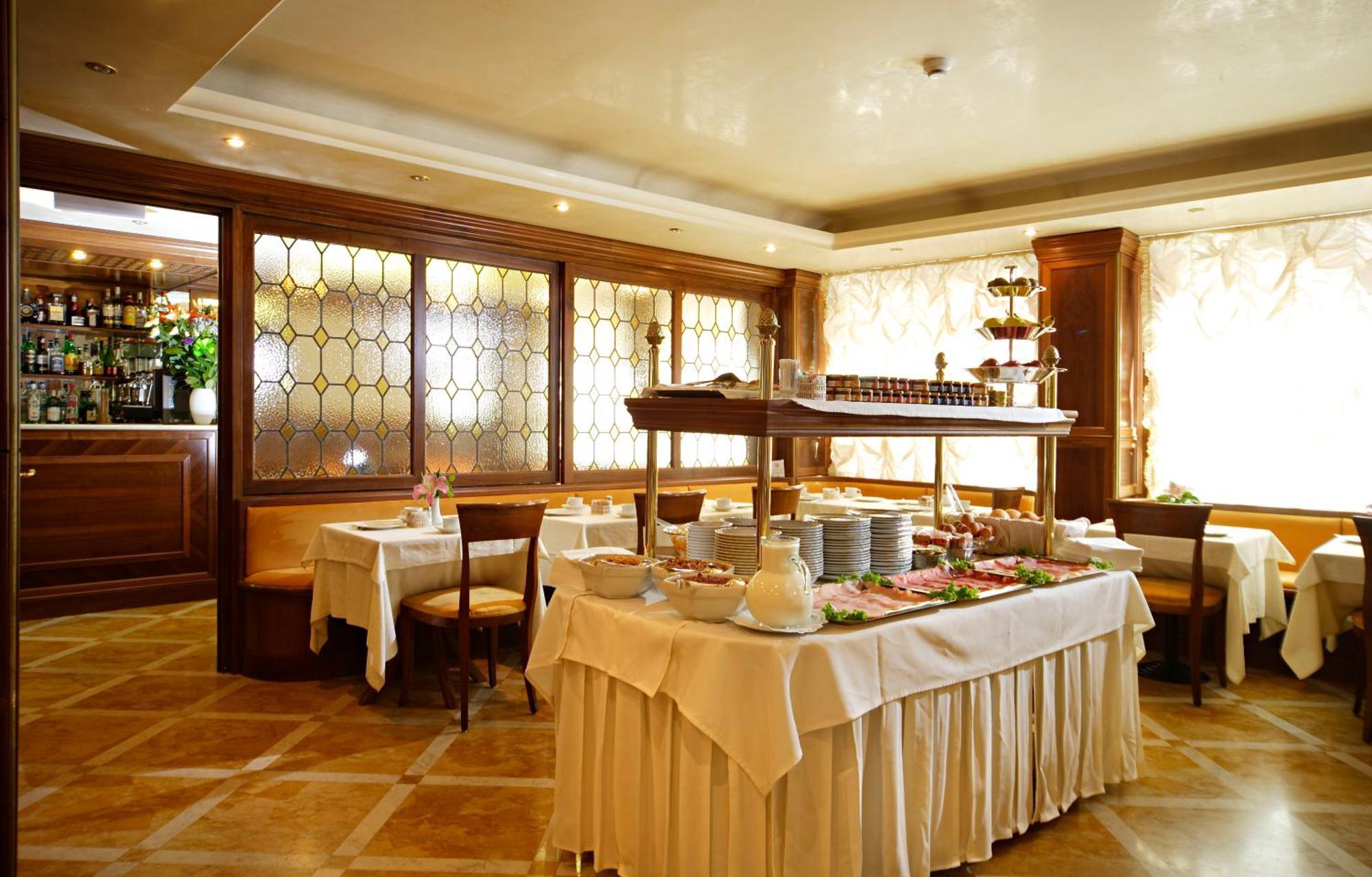 Hotel Kette 4*