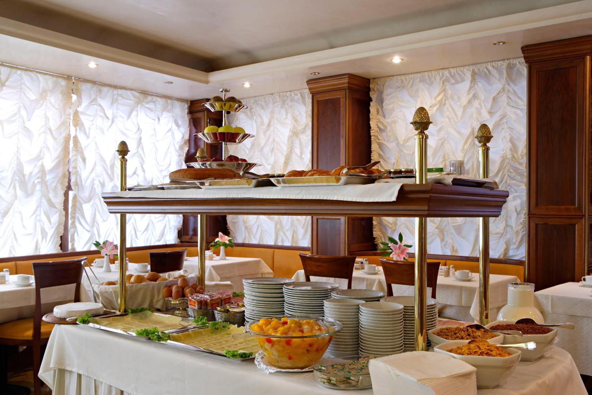 Hotel Kette 4*