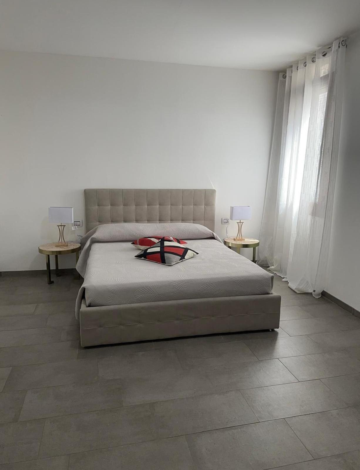 Appartamento With Private Courtyard