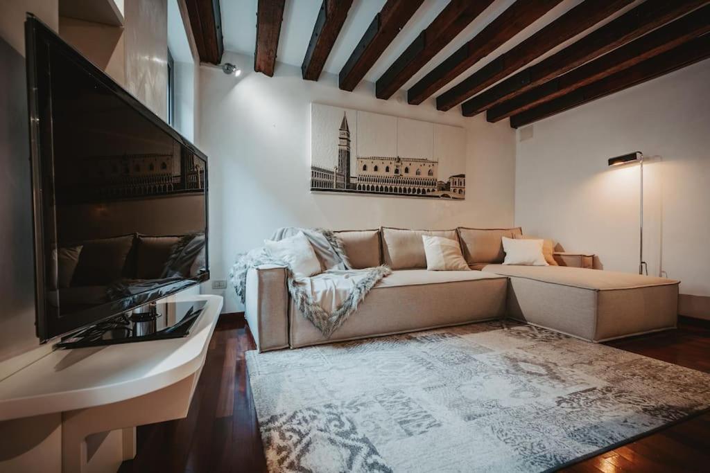 2 Min Da Piazza San Marco L-home Apartment Venedig