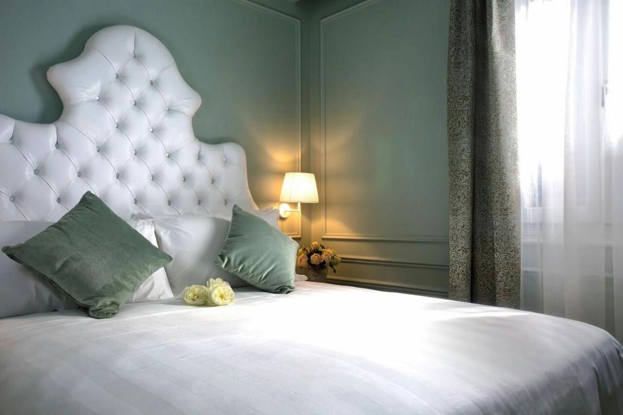 Couette-café Aquamare, Boutique