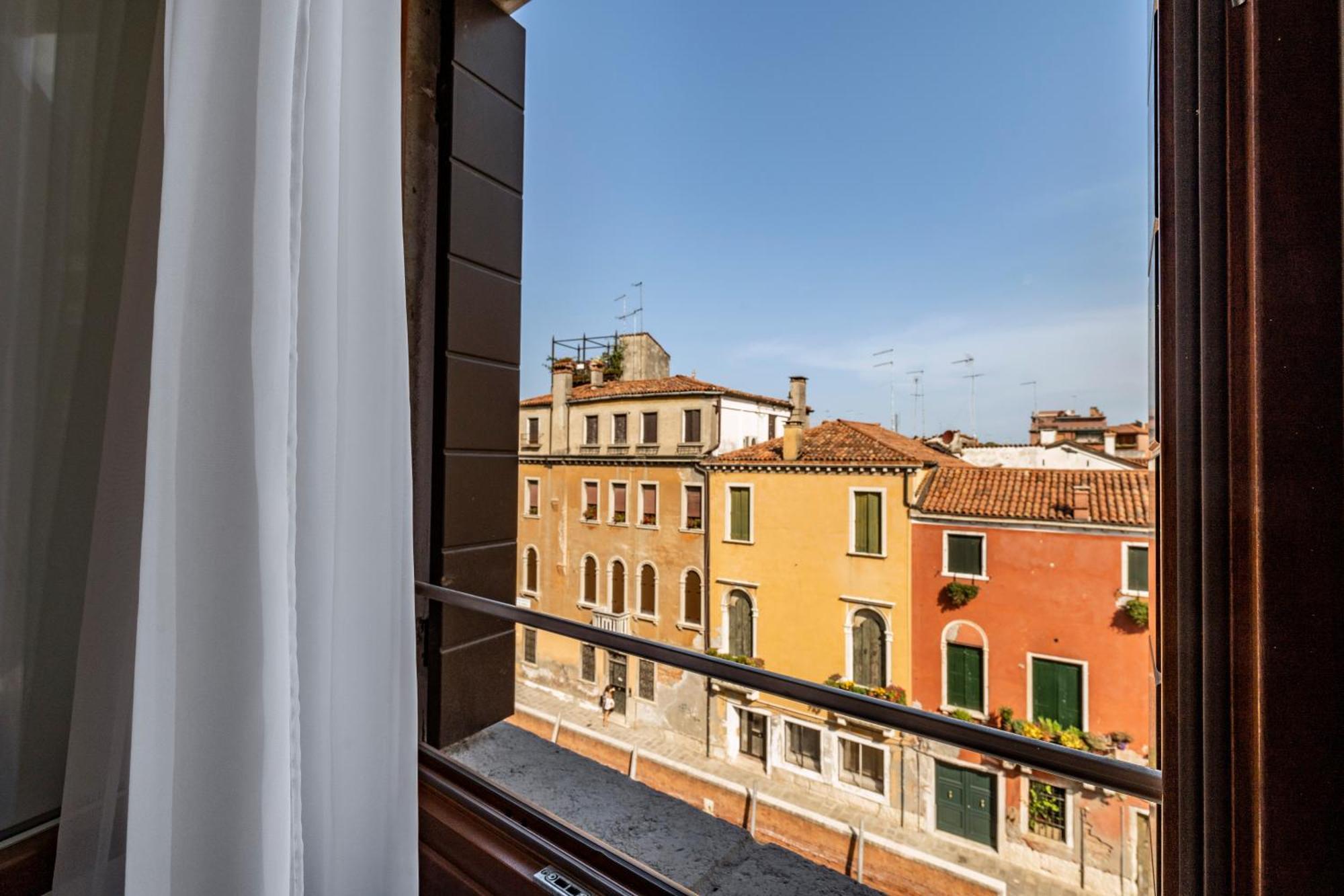 Ca' Dei Carmini Venezia