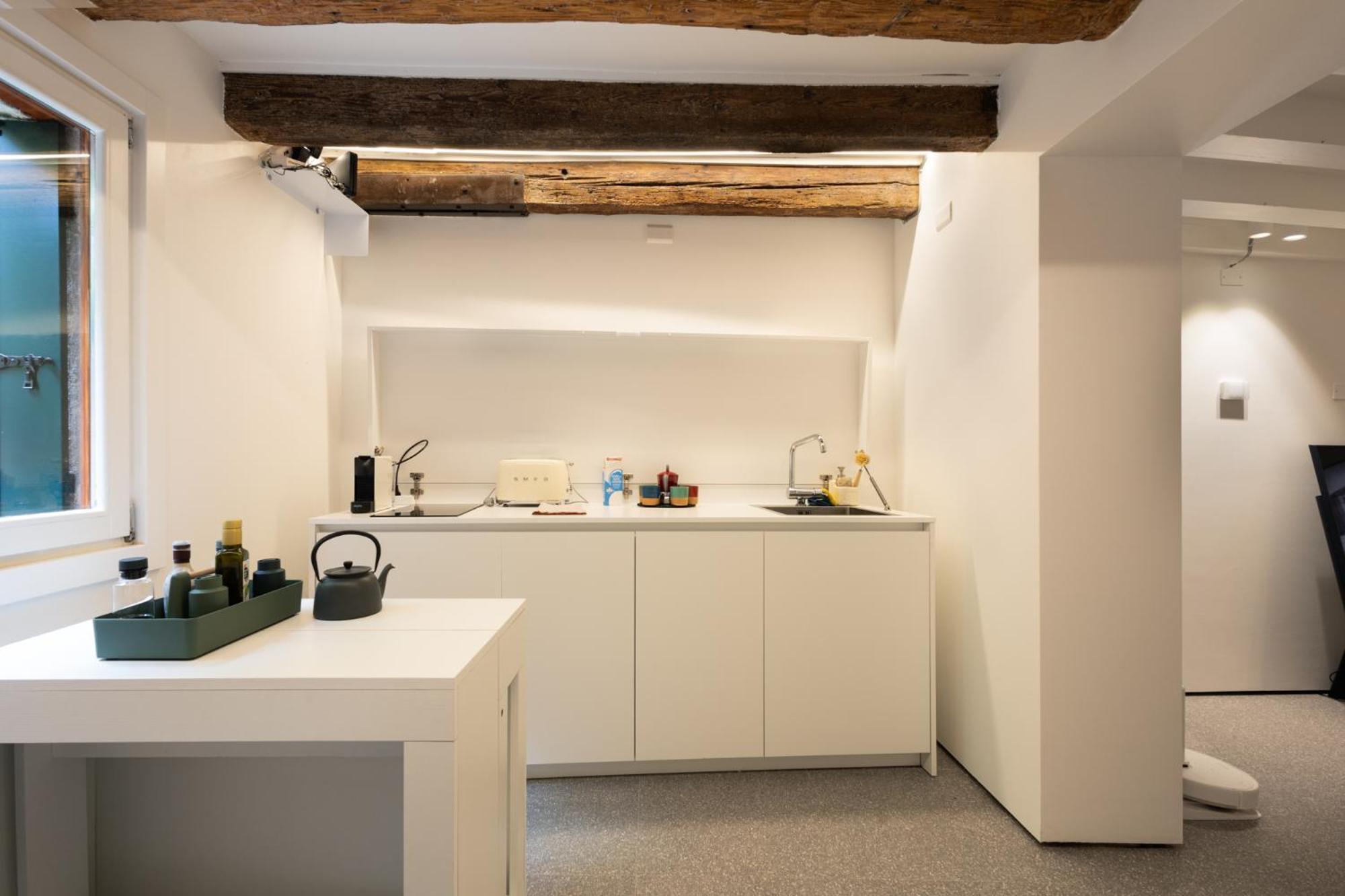 Appartement Peggy's Retreat Luxbotiquehome ~ Wifi + Patio *