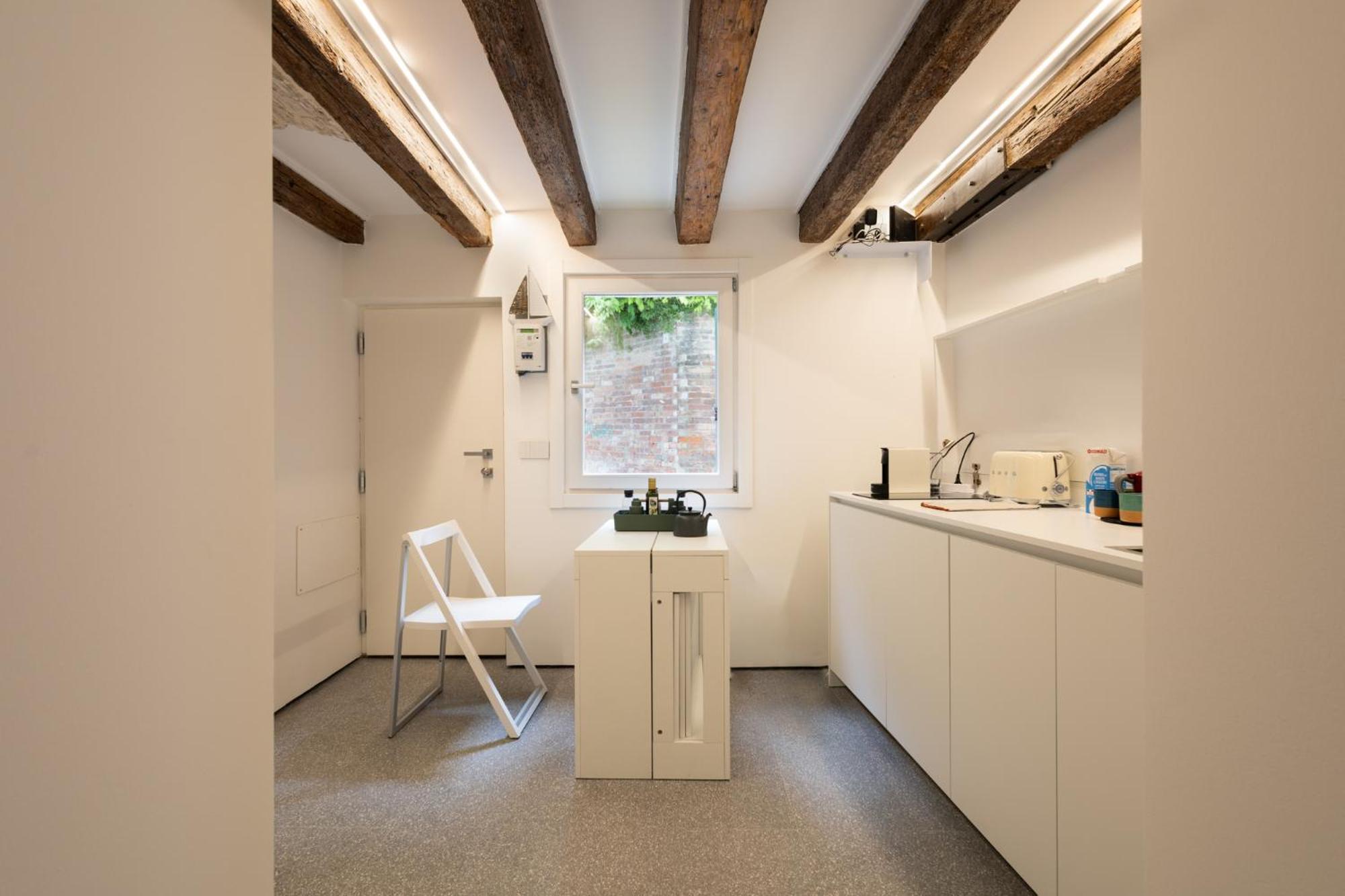 Peggy's Retreat Luxbotiquehome ~ Wifi + Patio Appartement Venise