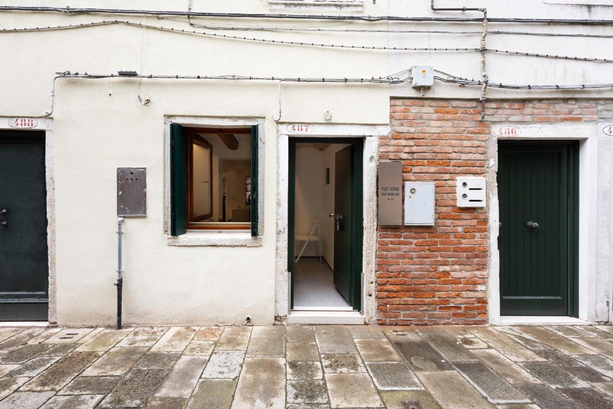 Peggy's Retreat Luxbotiquehome ~ Wifi + Patio Appartement *
