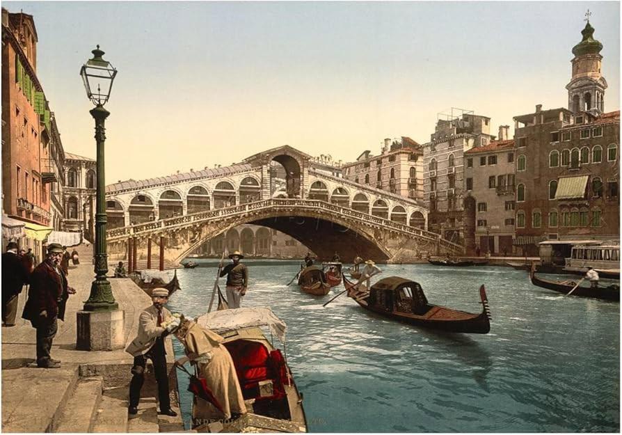 Cosy Apt For 6 Pp Between San Marco And Rialto Bridge *