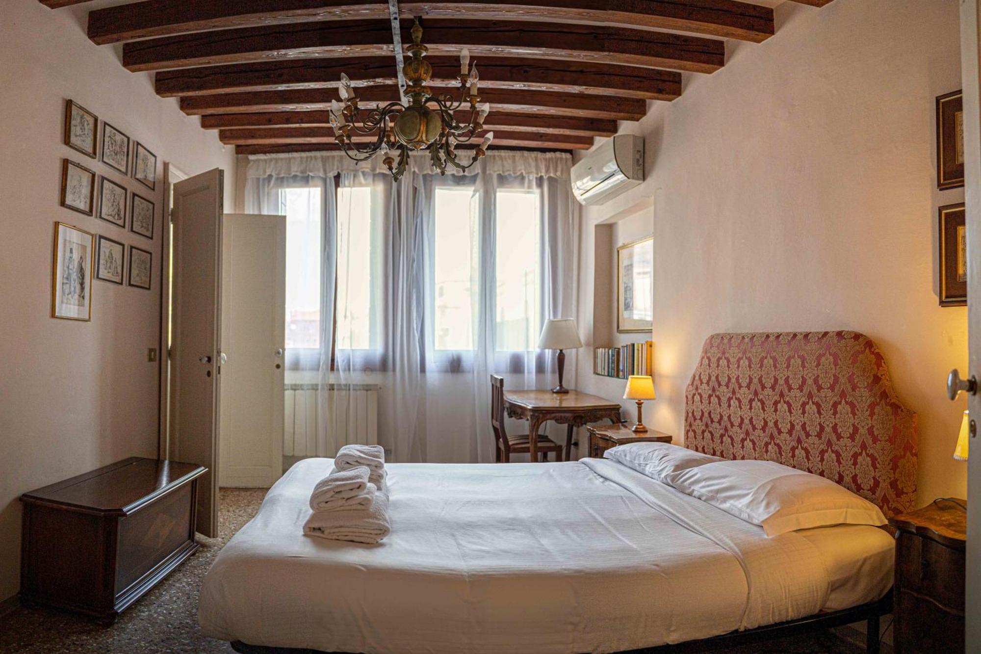 Gorgeous Behind St.mark Square Appartement Venise