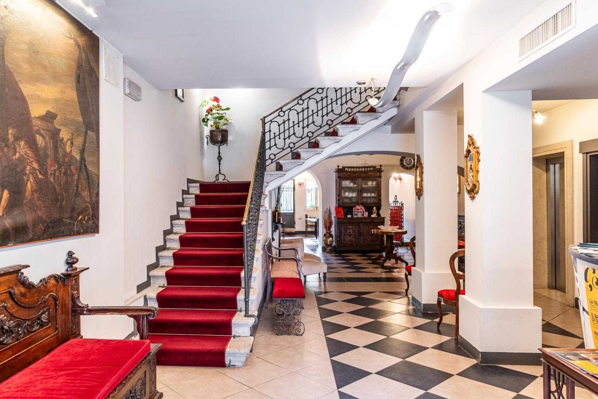Sant'antonin Hotel 3*