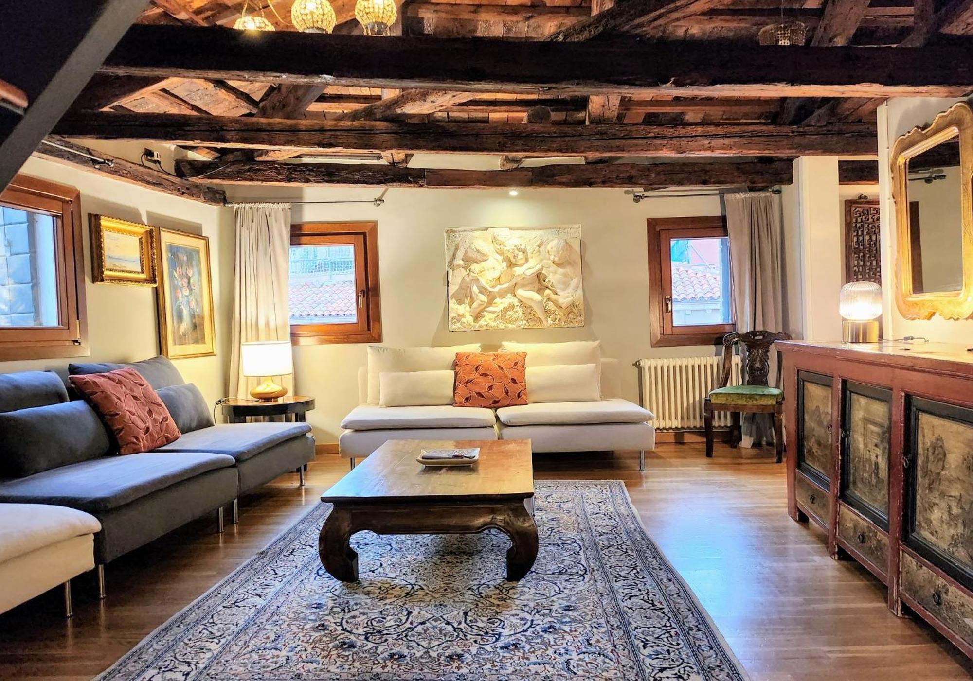 Casanova Penthouse In The Heart Of Appartamento *