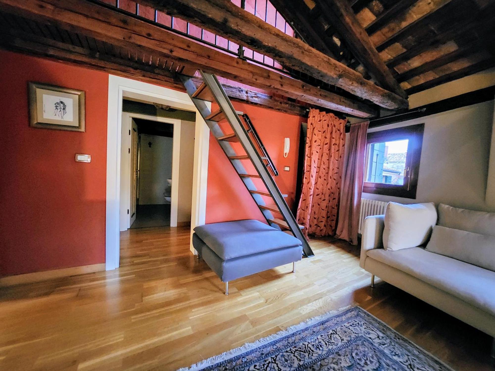 Casanova Penthouse In The Heart Of