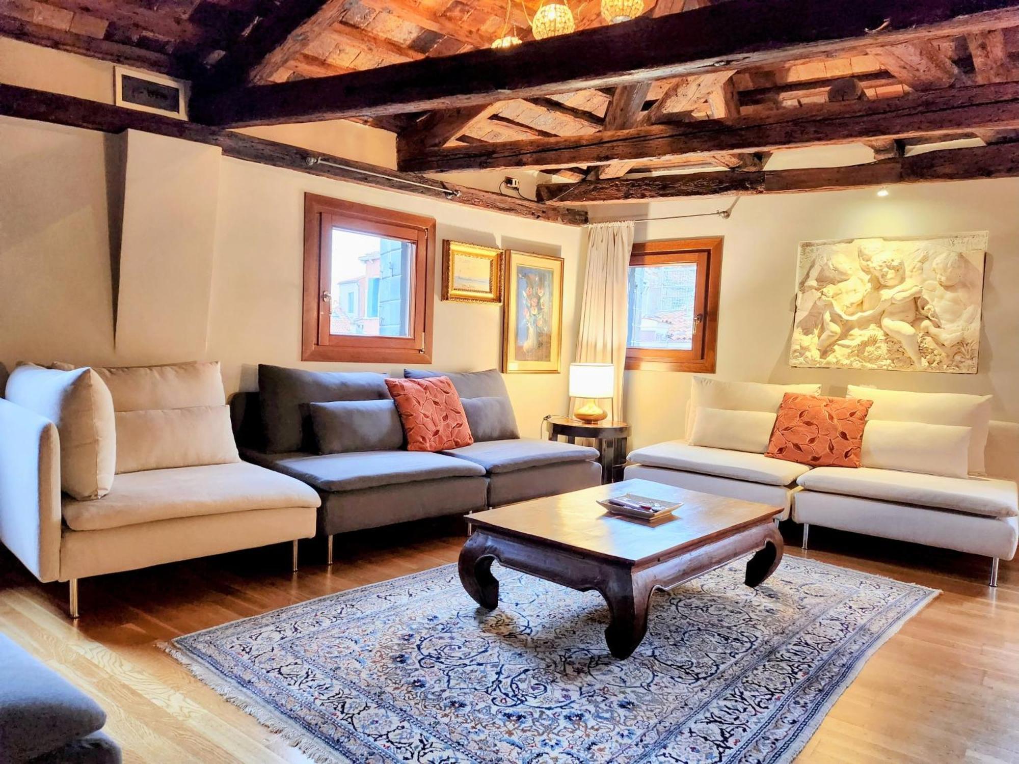 Casanova Penthouse In The Heart Of Appartamento