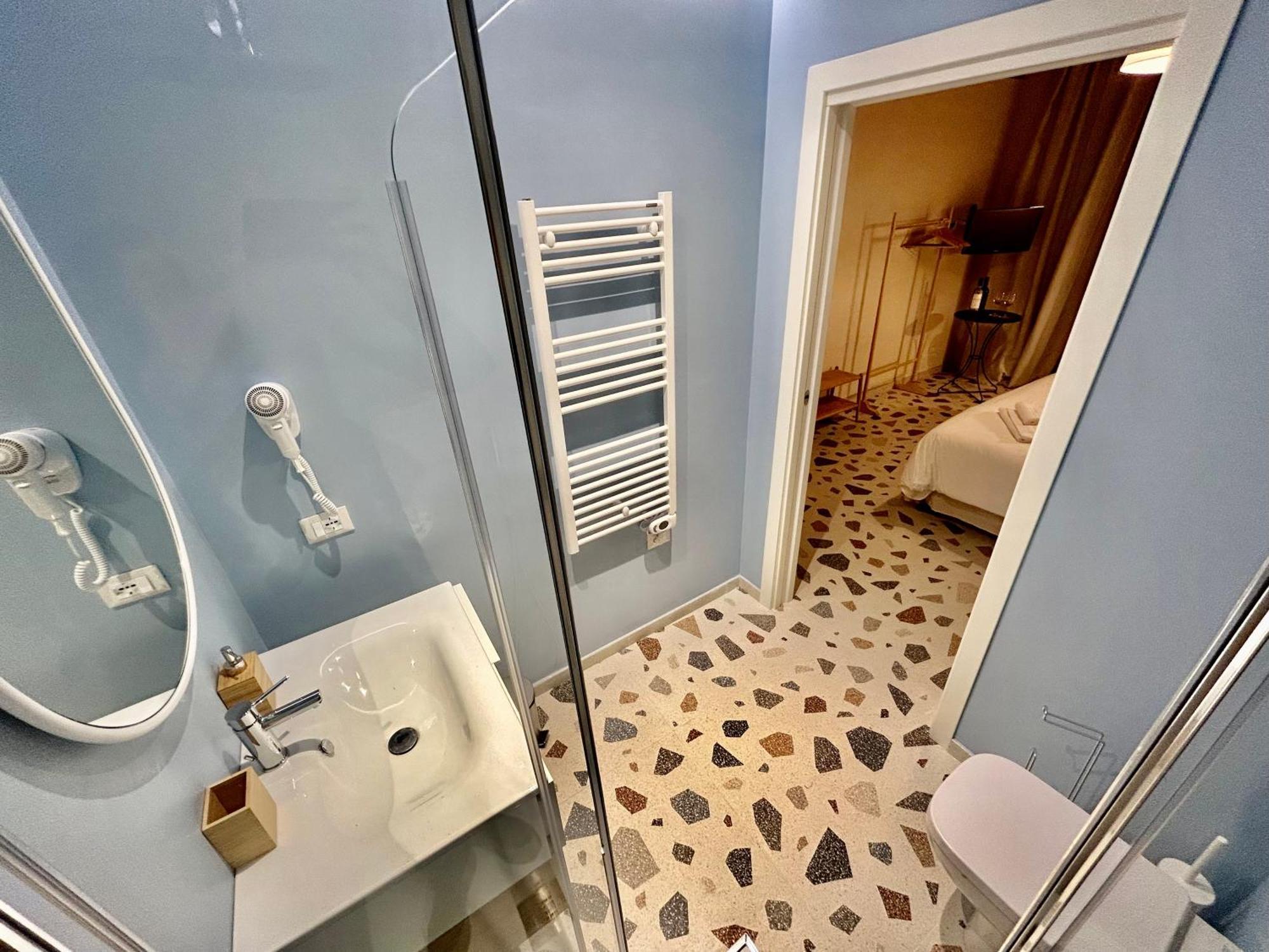 Farini Wi-fi Guest house