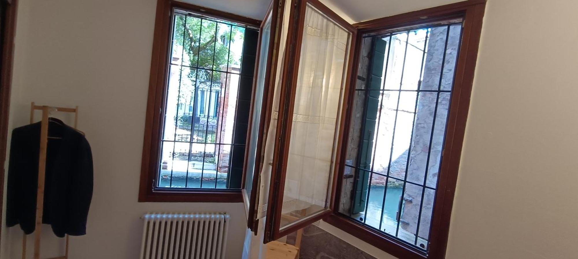 Ca'dei Nonni Canal View Appartement *