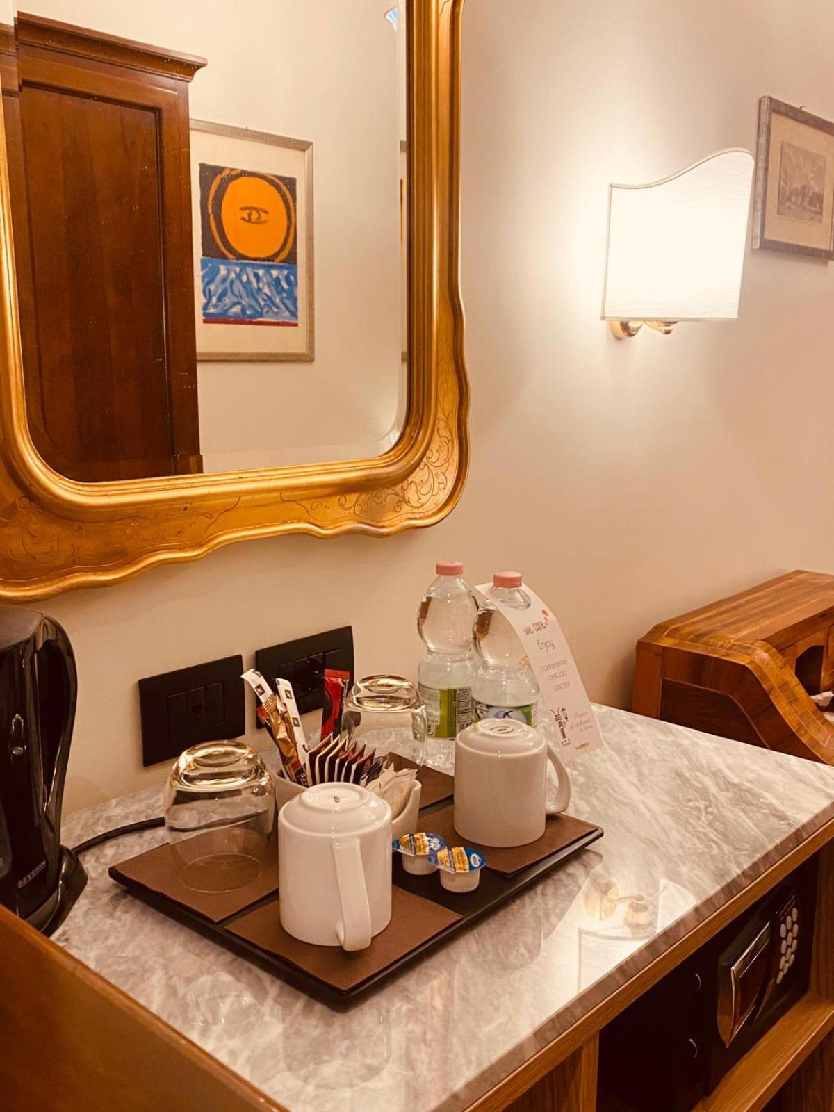 Accademia - Maravege Hotel 3*