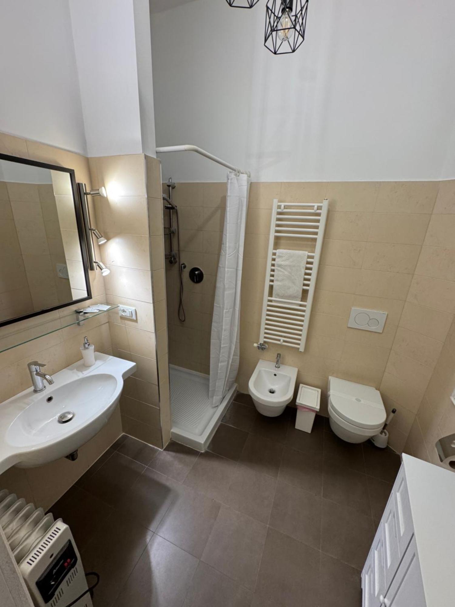 Charming Large Palazzo In Center For Up To 9 People Appartement *