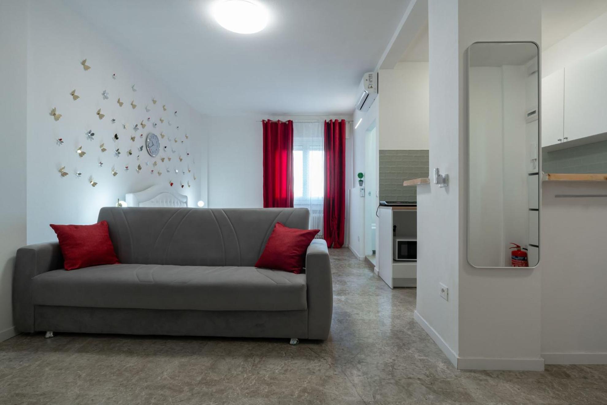 Alexa's - Elegance E Comfort For Apartment *