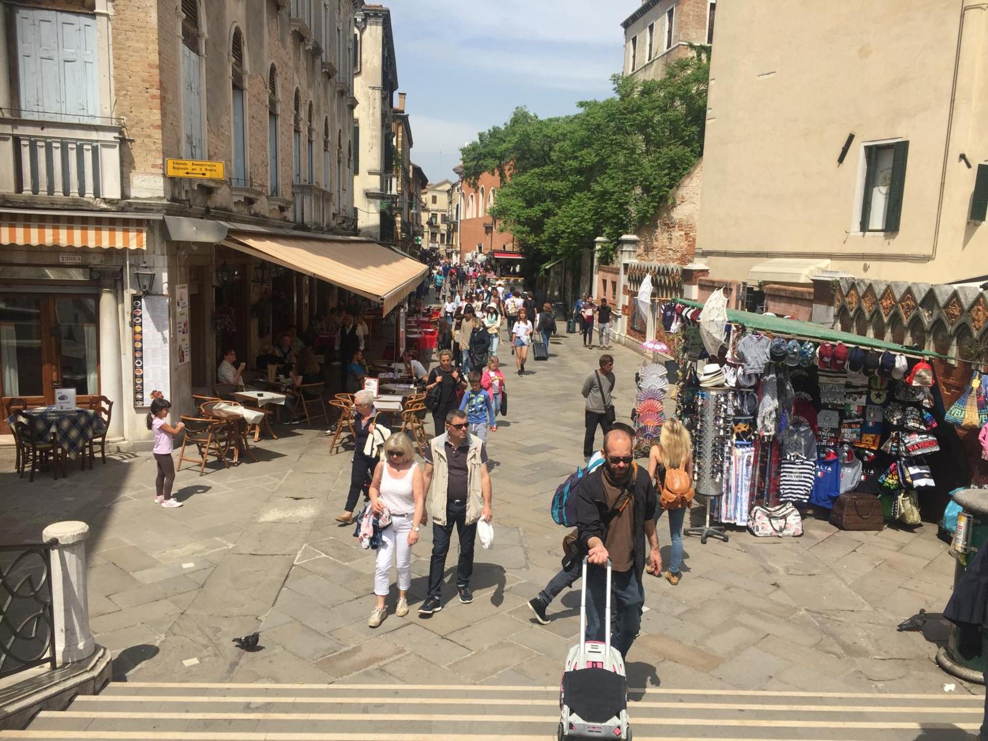 Bella Addai Venise