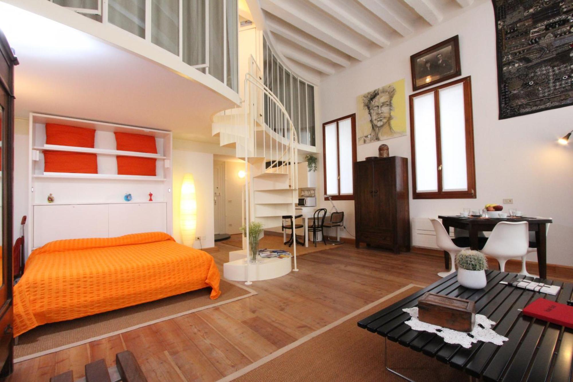 Design Loft, 400m From Rialto's Bridge *
