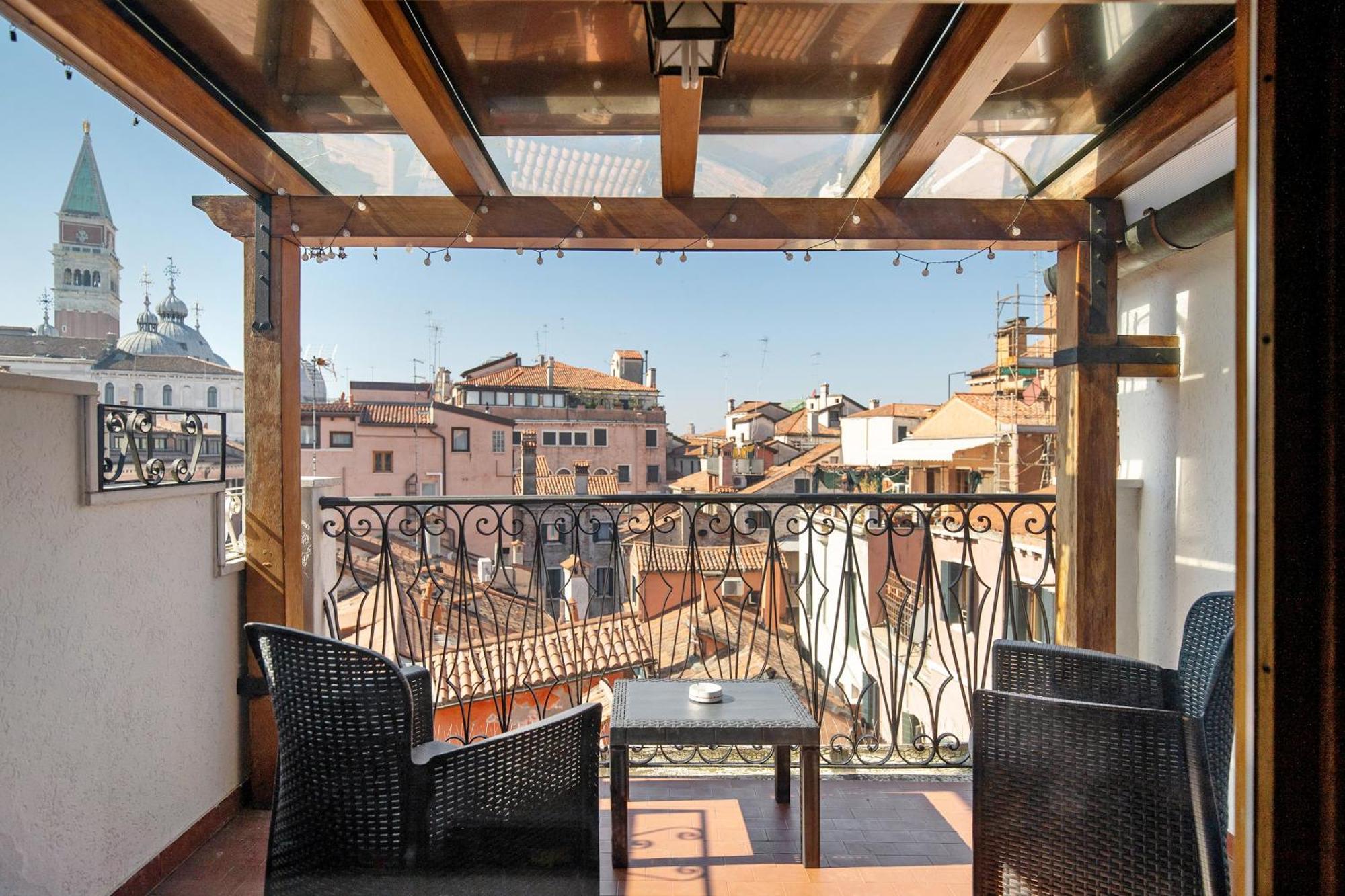 Residenza Tiziana Appartement Venetië