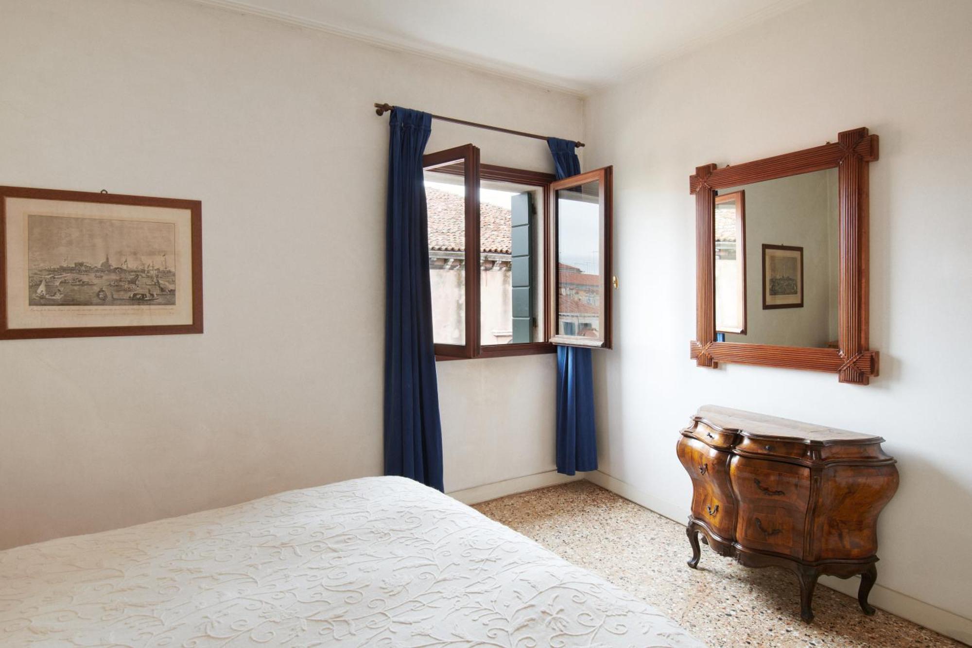 Palazzo Contarini Della Porta Di Ferro Aparthotel *