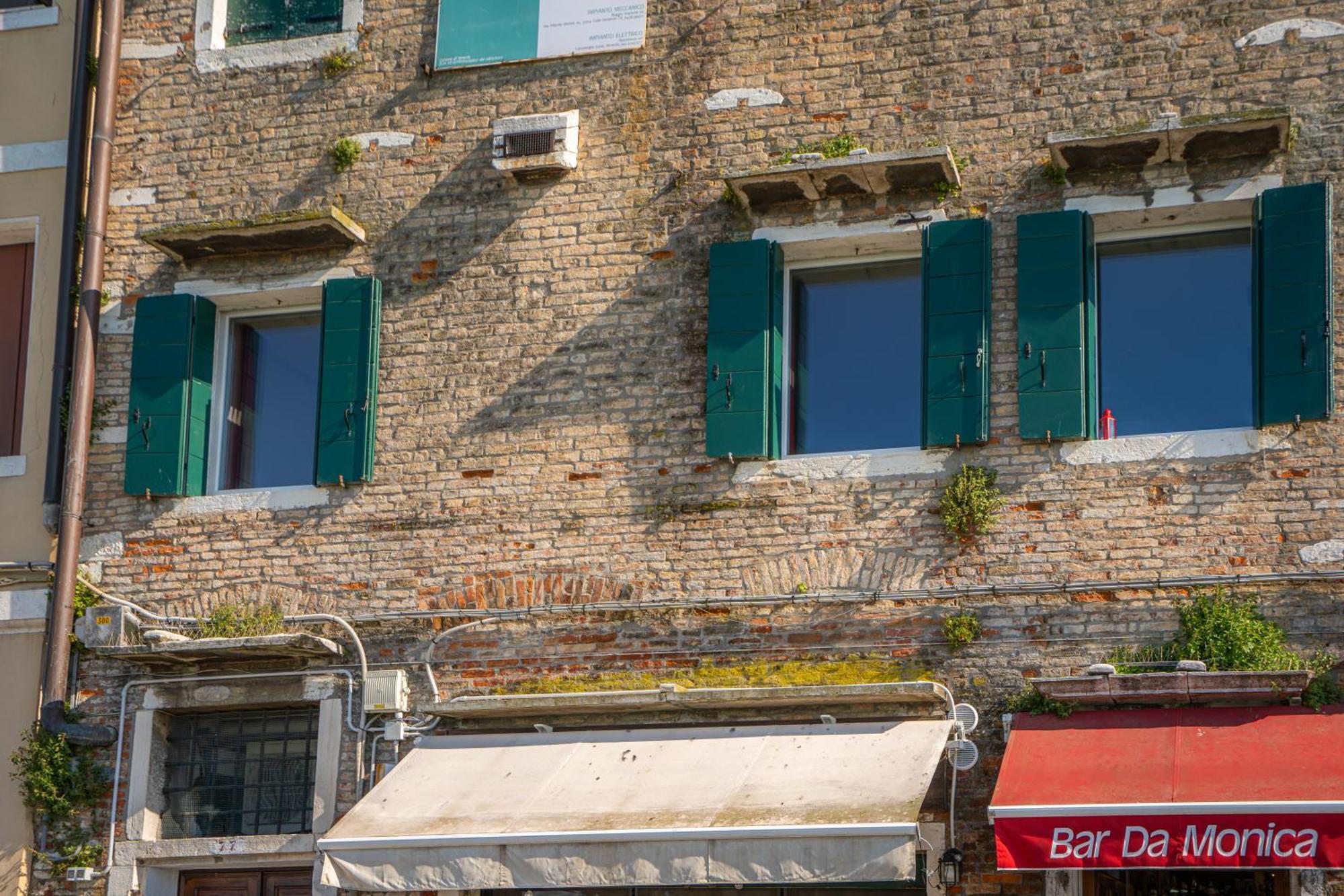 3 Windows On St Mark - Waterfront Apartment Apartment Venedig