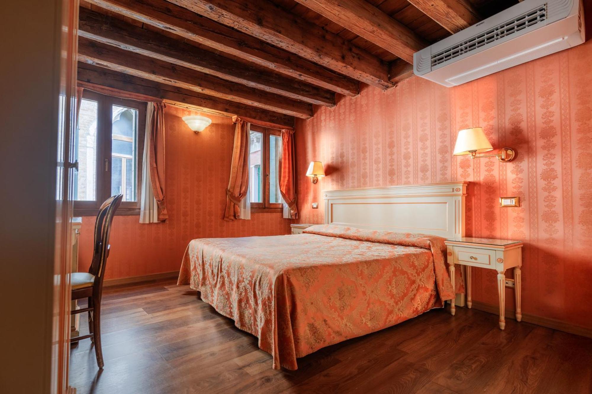 Frühstückspension Lanterna Di Marco Polo 3*