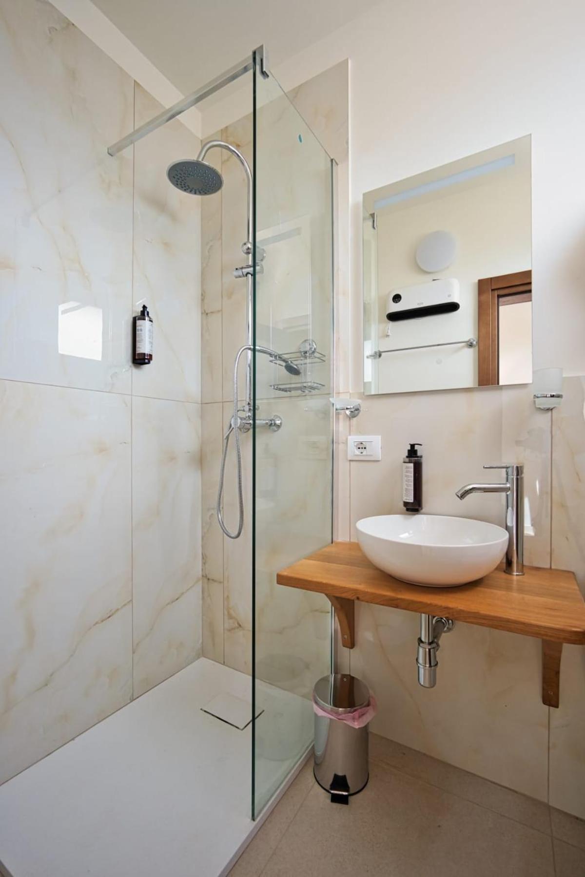 Romantic Garden Ap 2 Free Parking Holiday home