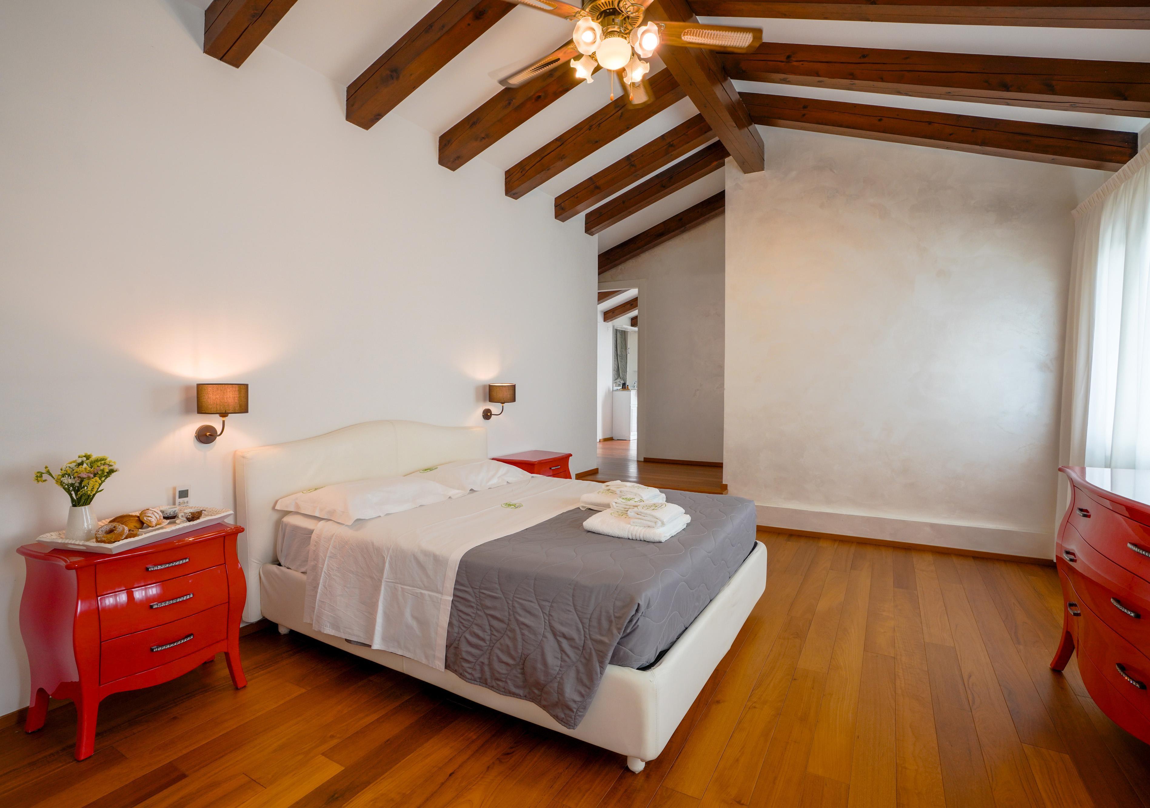 Villa Isabel Villa *