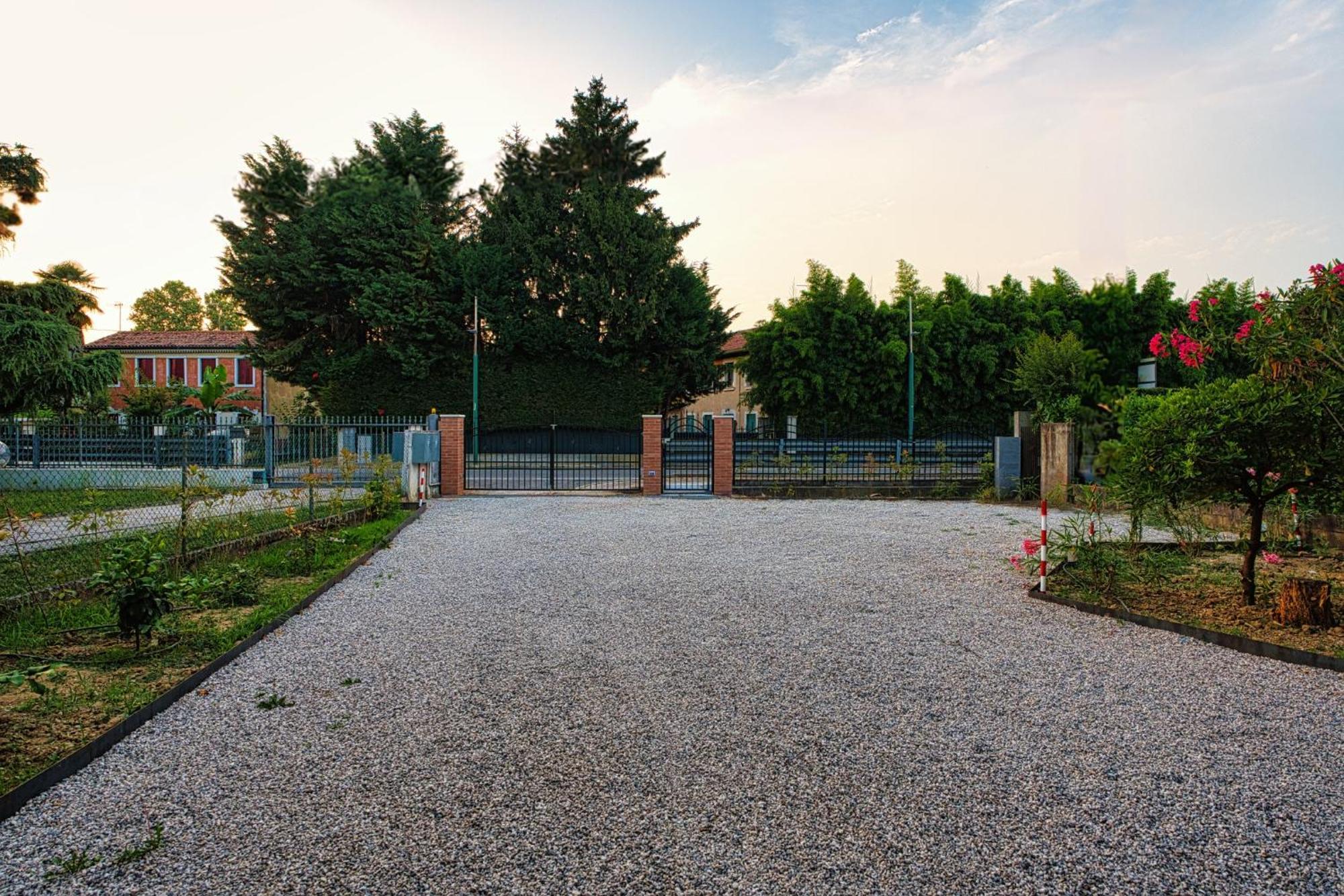 Holiday home Romantic Garden Ap 2 Free Parking Venice