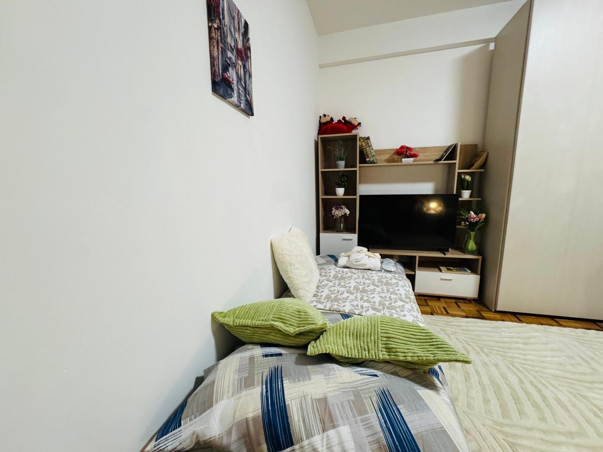 Homestay Near