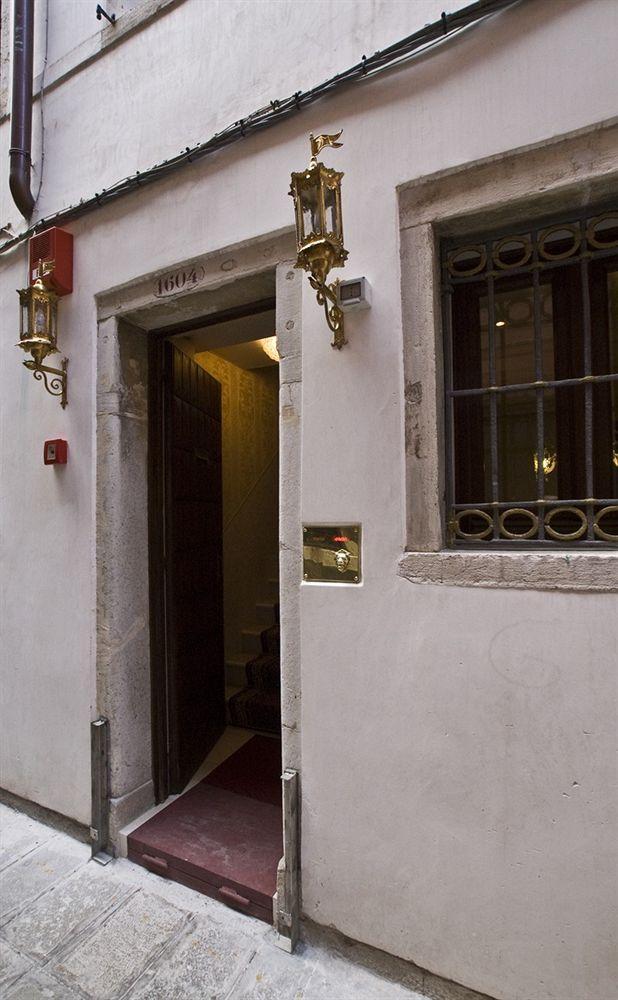 Dimora Marciana Bed & Breakfast 3*