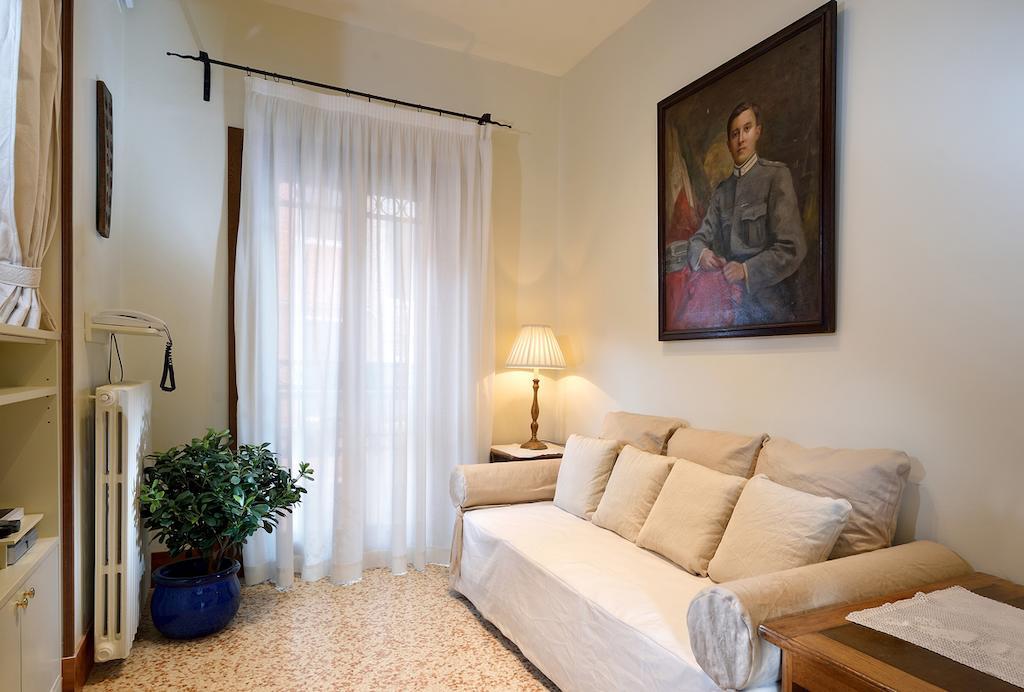Warm Hospitality Venise